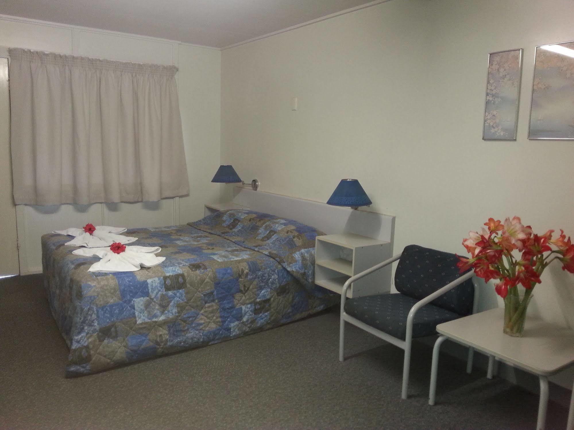 Golden Fountain Motel Rockhampton Zewnętrze zdjęcie